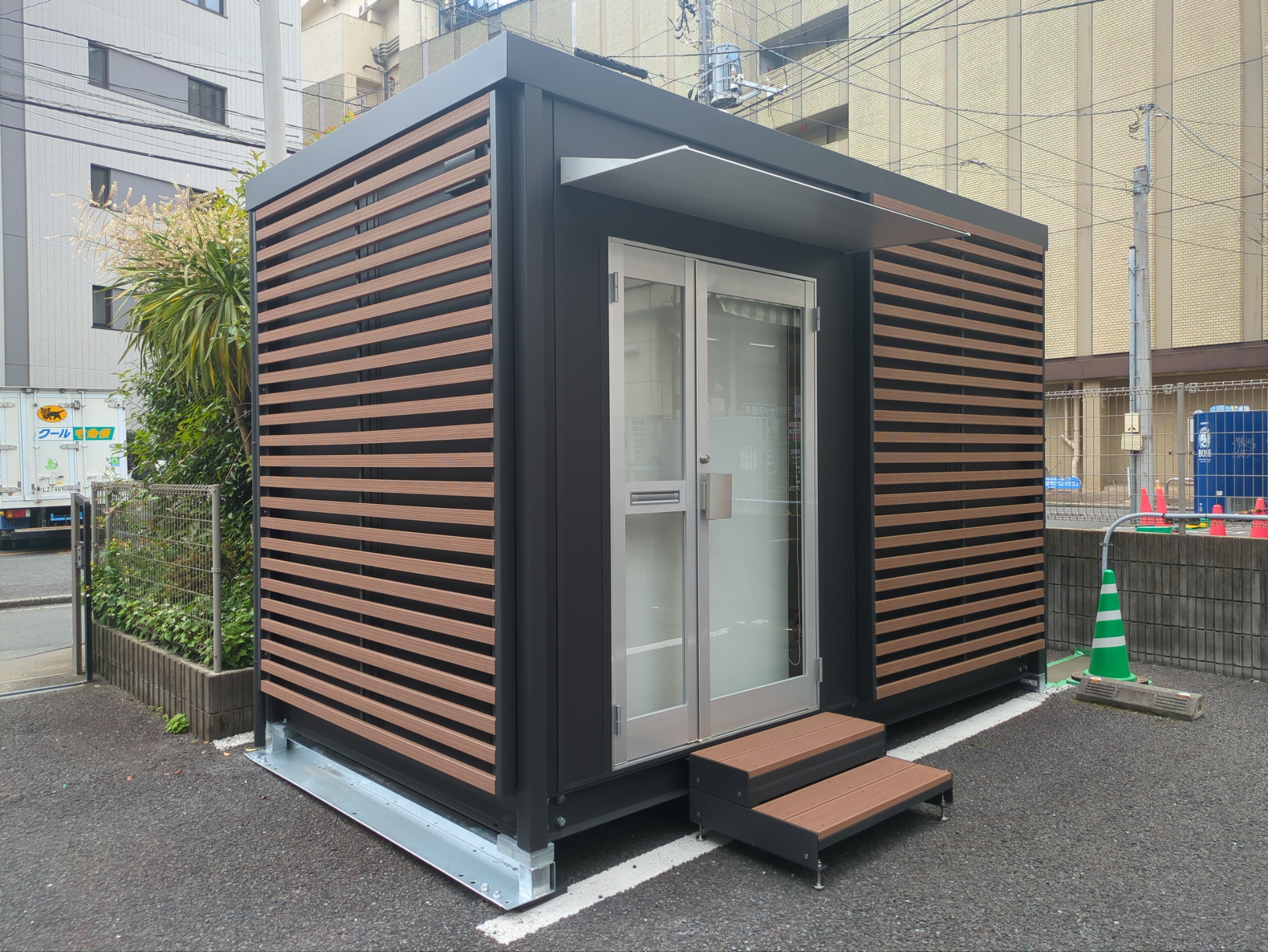 M様医院待合室設置工事のアイキャッチ画像